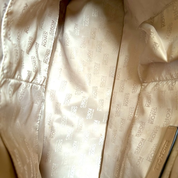 Michael Kors Large Handbag Tan Light Pink Color EUC - Picture 5 of 11